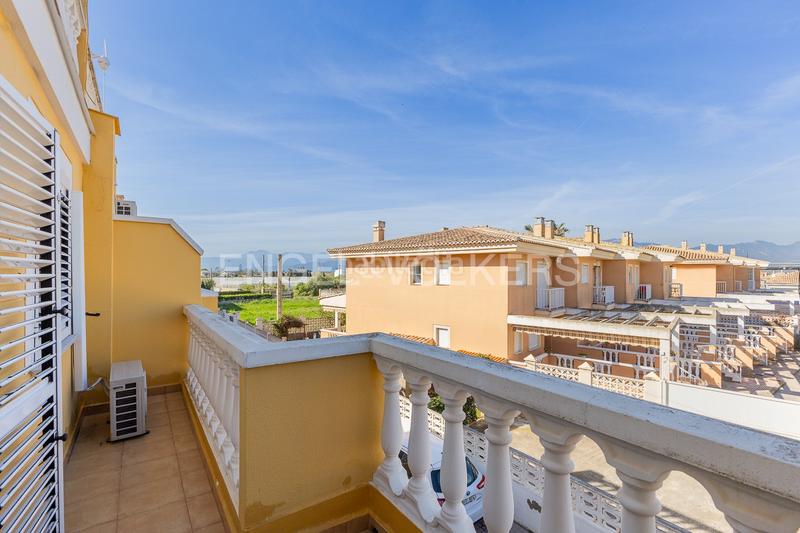 Foto f84cbd19-e975-412b-93f5-e8d9e6d3887b. Casa amb calefacció aparcament piscina a El Marenyet Cullera