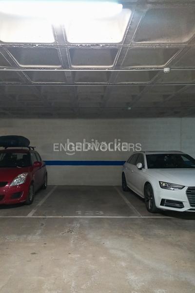 Foto 112bdcd8-3465-4882-b3b7-484f6be1792d. Parking voiture dans País Valencià Mislata