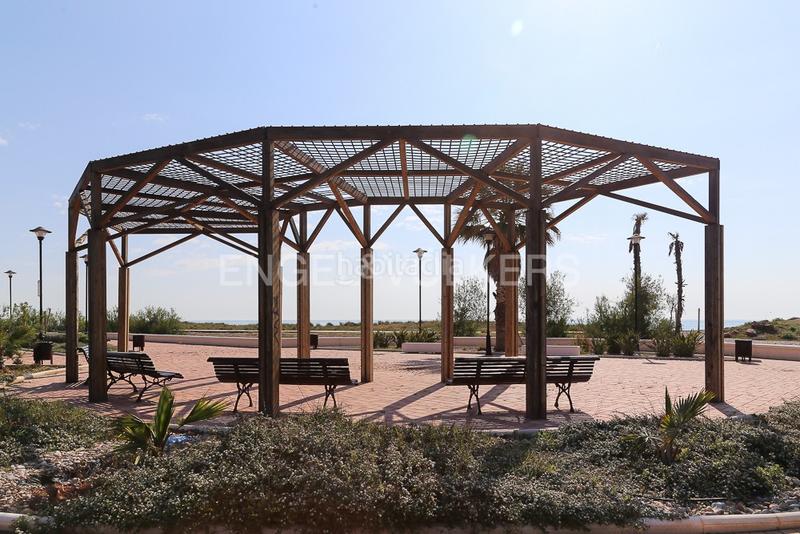 Foto 1f92a3f1-cf51-4719-9102-34aa92e43504. Masia amb calefacció aparcament piscina a Corinto-Almardà Sagunt