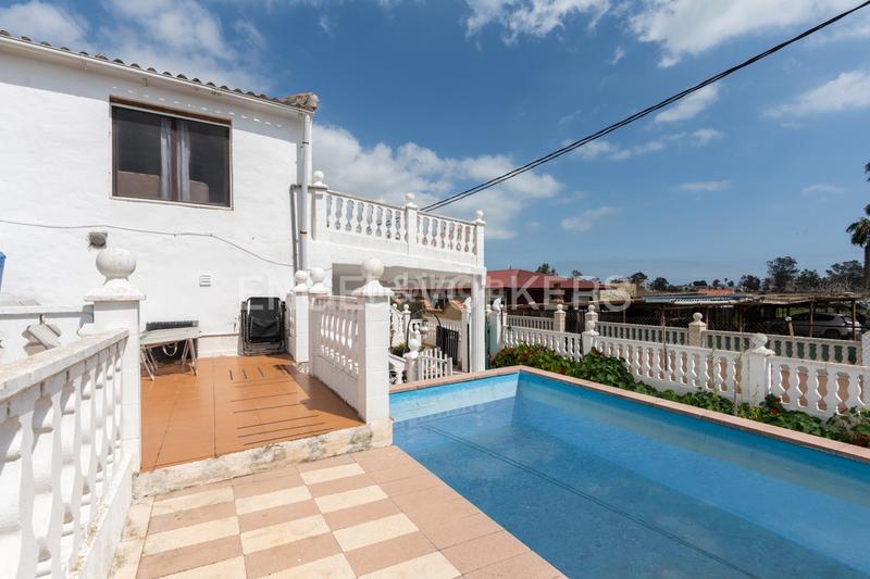 Foto 50b892da-4e10-4e1a-8275-a2fd4595ba5b. Masia amb calefacció aparcament piscina a Corinto-Almardà Sagunt