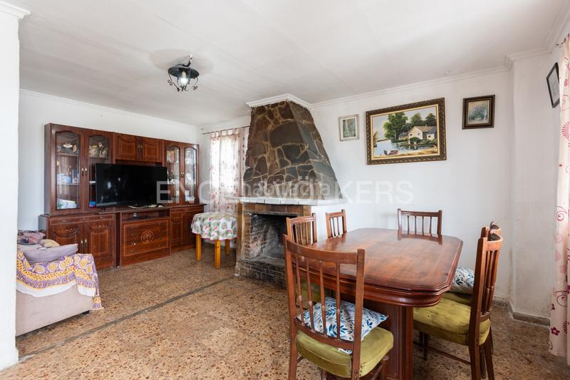 Foto e90547b2-2d9c-498d-92bc-06ab10f6e25c. Masia amb calefacció aparcament piscina a Corinto-Almardà Sagunt