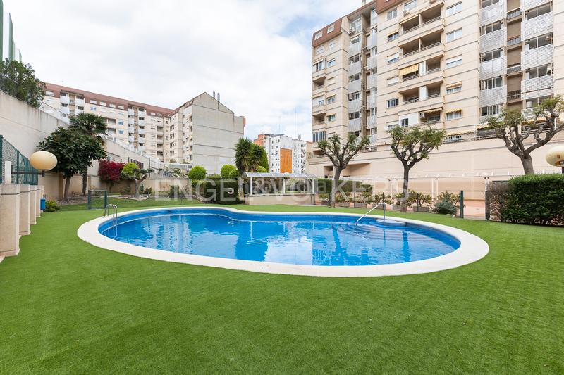 Foto 184298af-32d4-4845-8394-18e30e4175a8. Ático  dúplex con gran terraza en penyaroja en Valencia