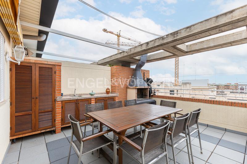 Foto 427c27a9-4cac-4035-8b27-0a19d94e7eac. Ático  dúplex con gran terraza en penyaroja en Valencia