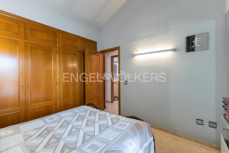 Foto 7756c577-8b78-46c2-a14e-a35e9b153942. Ático  dúplex con gran terraza en penyaroja en Valencia