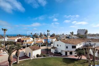 Apartament en Playa del Puig. Exclusivo apartamento frente al mar en el puig playa