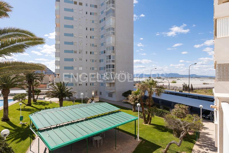 Foto 04de4be6-4f56-4a79-b4f7-f83bc737a1f1. Appartement avec chauffage parking piscine dans El Perellonet Valencia