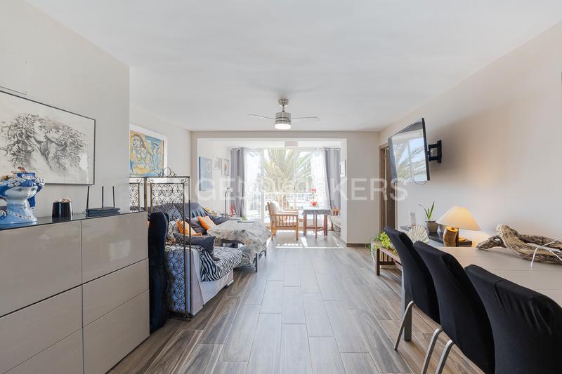 Foto 0c8367a9-022b-454d-a5b0-aed71624aefc. Appartement avec chauffage parking piscine dans El Perellonet Valencia