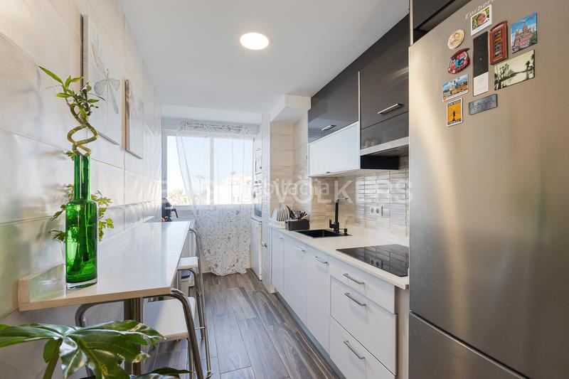 Foto 3848d8aa-3488-4e9a-9c7f-5aea333e80a1. Appartement avec chauffage parking piscine dans El Perellonet Valencia