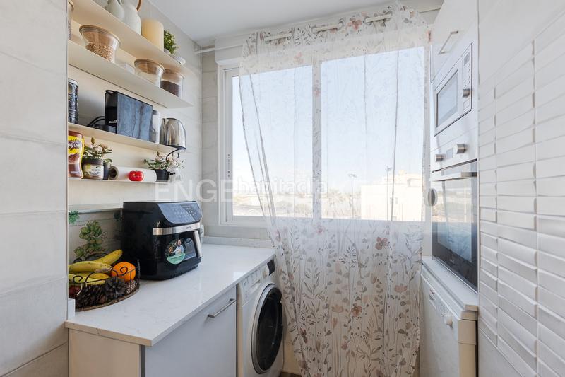 Foto 541db046-2e76-46f5-99c9-1020604bc902. Appartement avec chauffage parking piscine dans El Perellonet Valencia