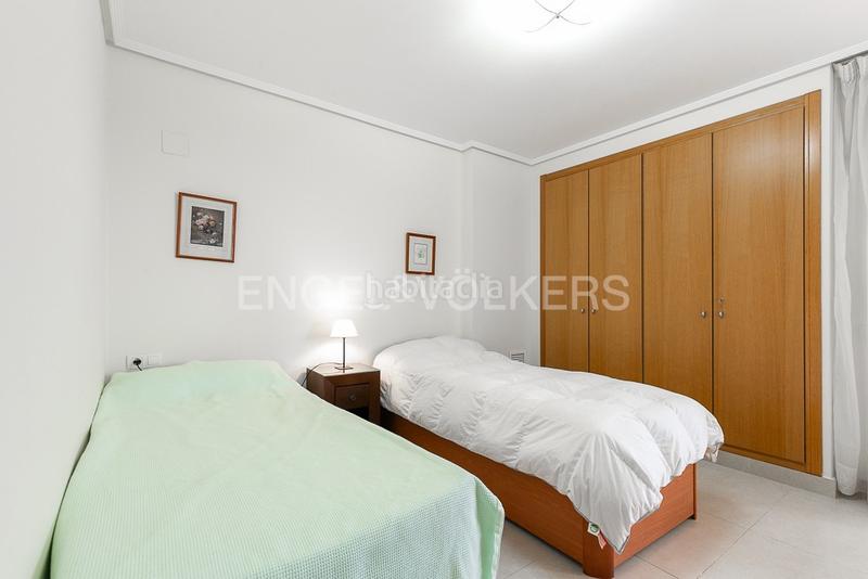 Foto 7a2eb0e5-4fd5-43b7-ada4-6579157076f7. Miete appartement mit heizung parking pool in La Patacona Alboraya