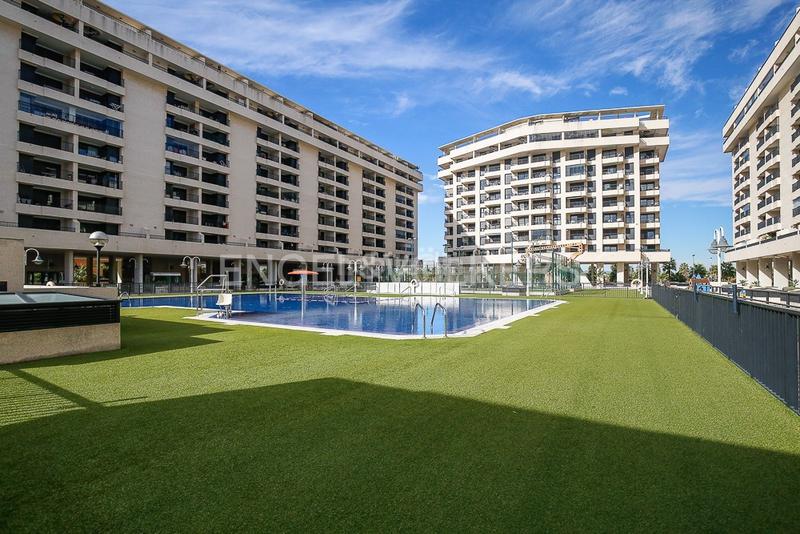 Foto ff42bd25-cae0-45de-8d88-e8d9a6a1522a. Miete appartement mit heizung parking pool in La Patacona Alboraya