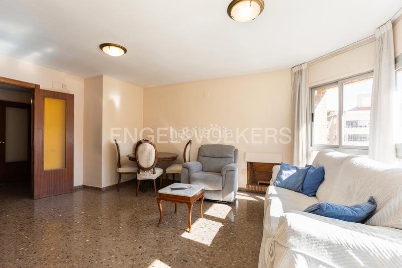 Foto ddc465b0-849d-45db-bcf0-7c7a2d2f2800. Apartamento vivienda de 4 dormitorios en zona de cortes nas en Valencia