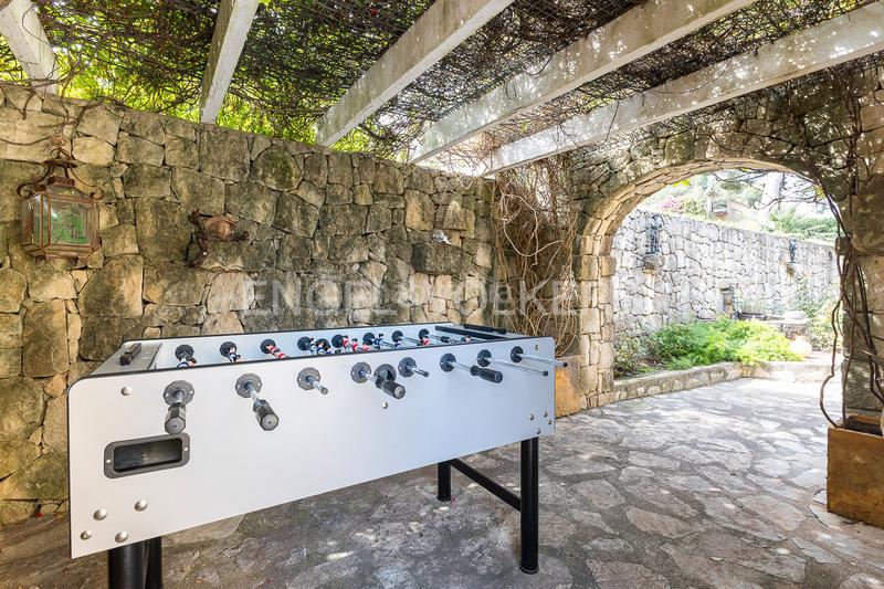 Foto ab469c4f-947a-4569-9c5c-5975fb9b52d9. Casa propiedad exclusiva con vistas, piscina climatizada y jardín en Dénia