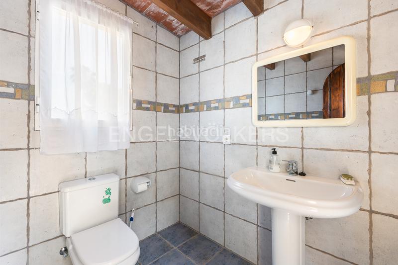 Foto f6aca360-c9ff-4fdf-bbcc-756ba0f3d09c. Casa propiedad exclusiva con vistas, piscina climatizada y jardín en Dénia