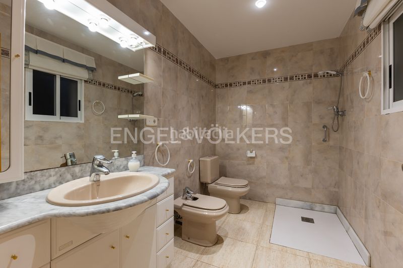Foto a329f521-32cc-4248-95c0-529ada4c064c. Country house with heating parking pool in Piles