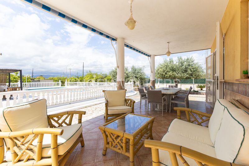 Foto c12a9c7d-7e32-41da-99a7-d9ff48113658. Country house with heating parking pool in Piles