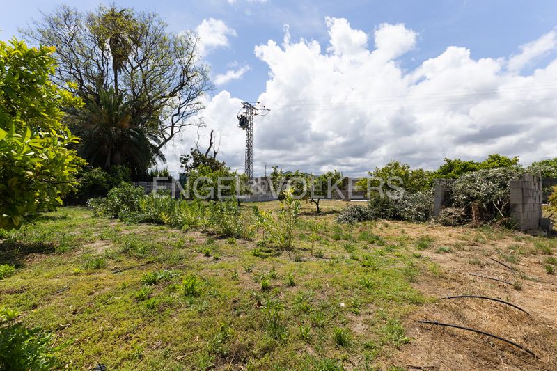 Foto d58762f9-22bd-436b-ade5-dc597b2a665a. Country house with heating parking pool in Piles