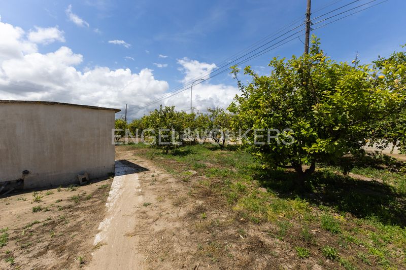 Foto e454d139-939e-4e81-85cf-982ad18a6221. Country house with heating parking pool in Piles
