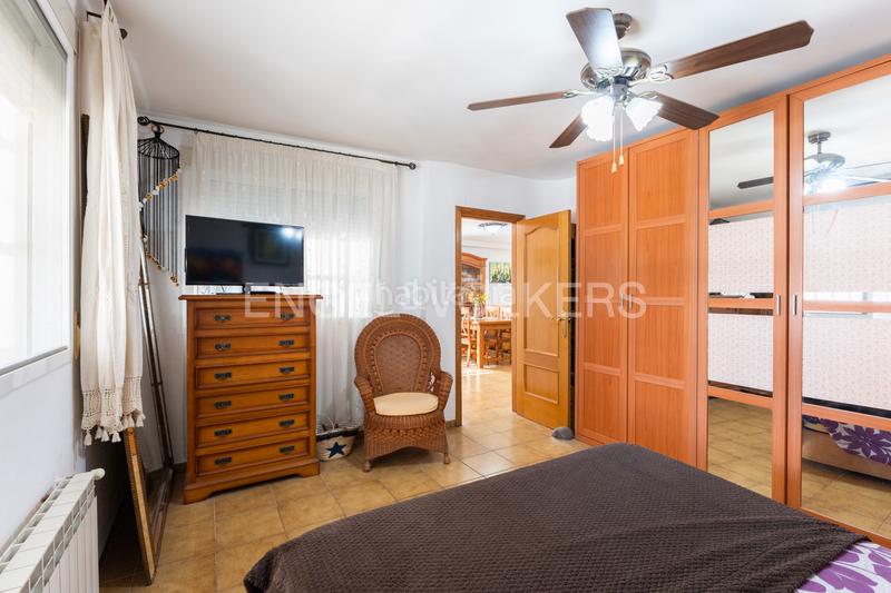 Foto 2a203121-cf07-42a6-a105-8ffadd9efbe2. Casa exclusiva vivienda con piscina privada, a solo 5 minutos a pie de la playa de la concha balcó, en Oropesa del Mar