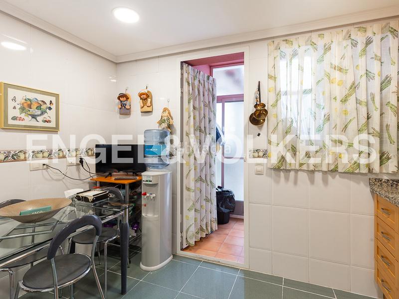 Foto 1cb729ef-3751-4aef-9561-1b489e8a5838. Casa descubre tu nuevo hogar en engel völkers! en Requena