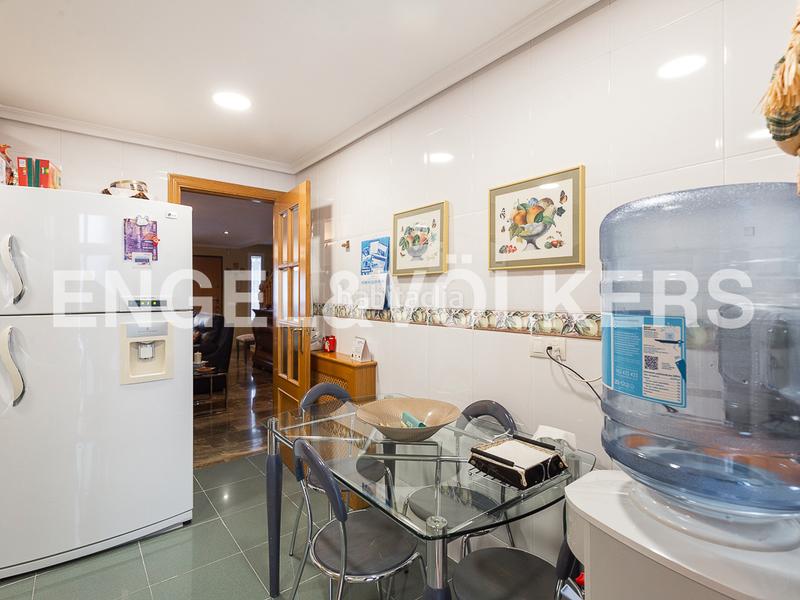 Foto a6403ed6-1e00-43f6-bd59-390fa4619821. Casa descubre tu nuevo hogar en engel völkers! en Requena
