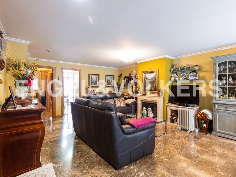 Foto c6e729ea-a366-47fc-a9db-a8e063b234c3. Casa descubre tu nuevo hogar en engel völkers! en Requena
