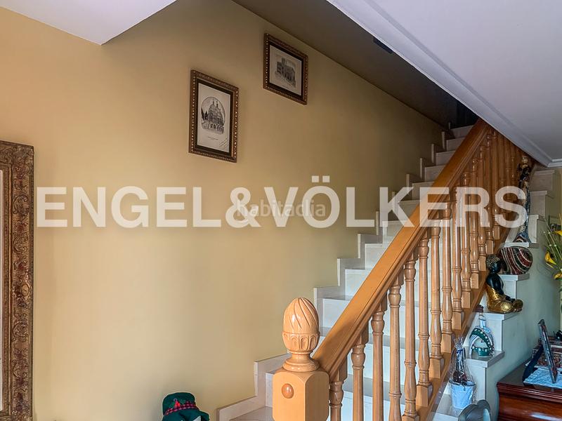 Foto e12d7efa-6568-4c3e-9d7b-17f5d3a60fe7. Casa descubre tu nuevo hogar en engel völkers! en Requena