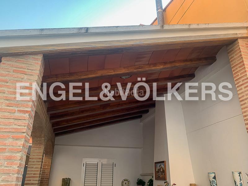Foto f43b1564-b780-4a39-b300-42cd907e1b0a. Casa descubre tu nuevo hogar en engel völkers! en Requena