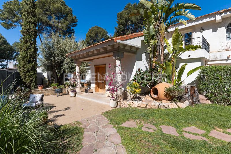 Foto 0f3e7107-3215-4ab7-a386-71092d5ca91f. Maison avec chauffage parking piscine dans Camí de Paterna-Lloma del Calderer Bétera