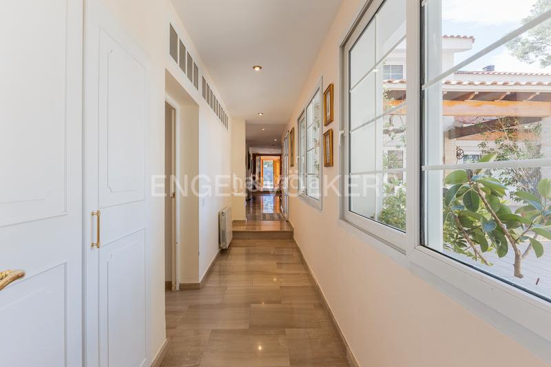 Foto 5d0312d8-6cde-42e7-b86f-8f9131dec4e7. Maison avec chauffage parking piscine dans Camí de Paterna-Lloma del Calderer Bétera