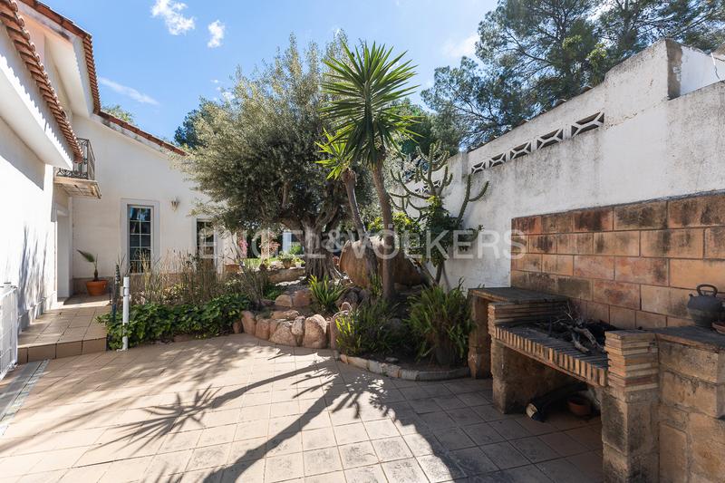 Foto 6f7ee555-7711-4da6-abad-a0f55e4e183e. Maison avec chauffage parking piscine dans Camí de Paterna-Lloma del Calderer Bétera