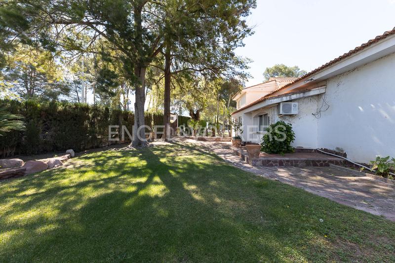 Foto 80b112fc-a578-4661-abd9-7a5dd0e8b89f. Maison avec chauffage parking piscine dans Camí de Paterna-Lloma del Calderer Bétera