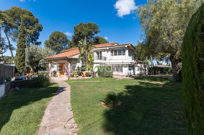 Foto a64e303e-b5bb-4515-a5a3-a18e185757cb. Maison avec chauffage parking piscine dans Camí de Paterna-Lloma del Calderer Bétera