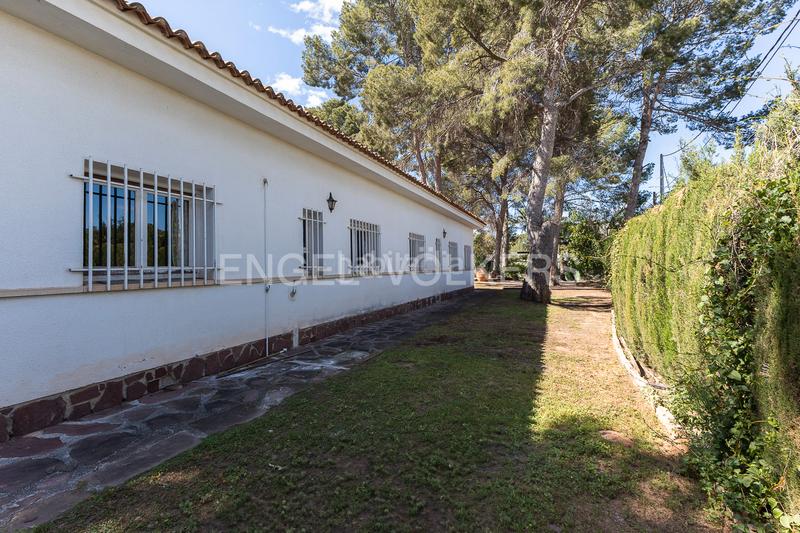 Foto e0480a5e-951f-448c-b696-e1799691285b. Maison avec chauffage parking piscine dans Camí de Paterna-Lloma del Calderer Bétera