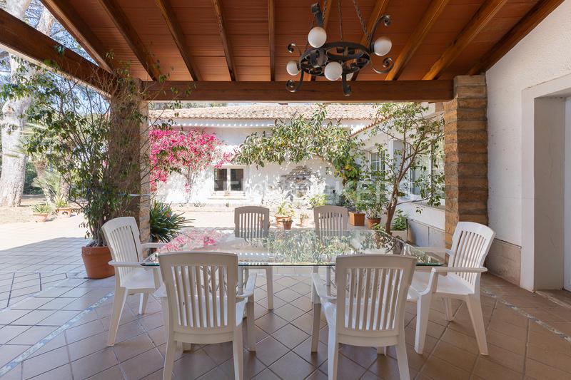 Foto f147eaa6-5fef-4651-97cb-61c80e23e6f7. Maison avec chauffage parking piscine dans Camí de Paterna-Lloma del Calderer Bétera