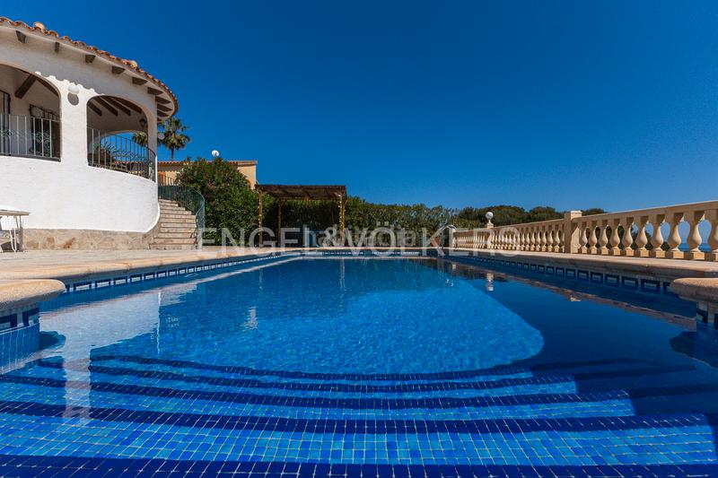 Foto 0c40b3a3-caba-4089-9e3a-77554764af58. Casa encantador chalet con vistas y piscina en san nicolastroies en Dénia
