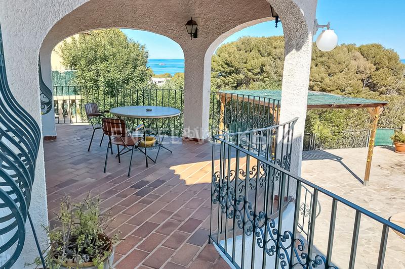 Foto 13a015ab-c11b-49eb-9027-ee2207ad77b8. Casa encantador chalet con vistas y piscina en san nicolastroies en Dénia