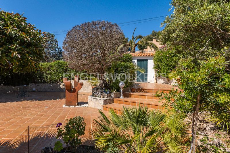 Foto 614ff9e3-54a1-4821-bf08-c31ddfaa3511. Casa encantador chalet con vistas y piscina en san nicolastroies en Dénia