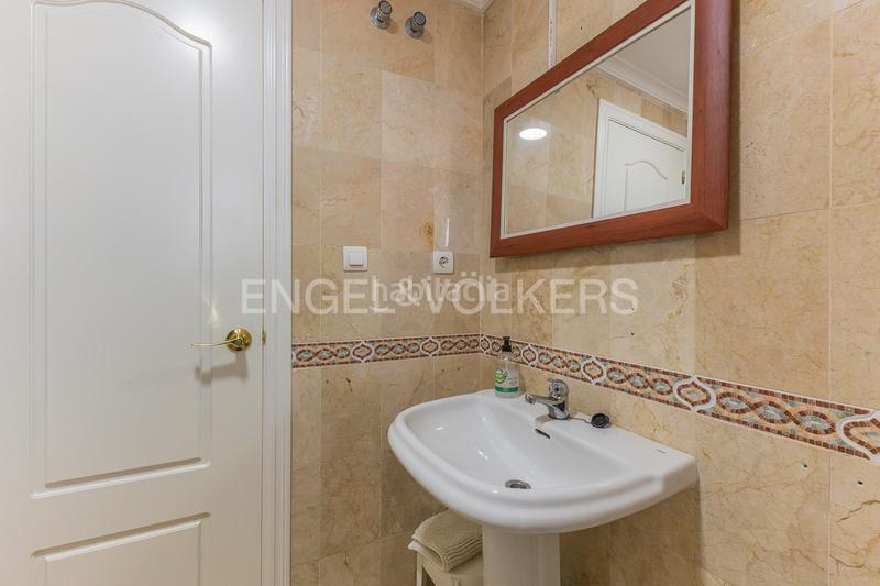 Foto 285789a9-3a5e-499c-8e1d-9fedcd0293cc. Lloguer apartament amb calefacció aparcament piscina a Dénia