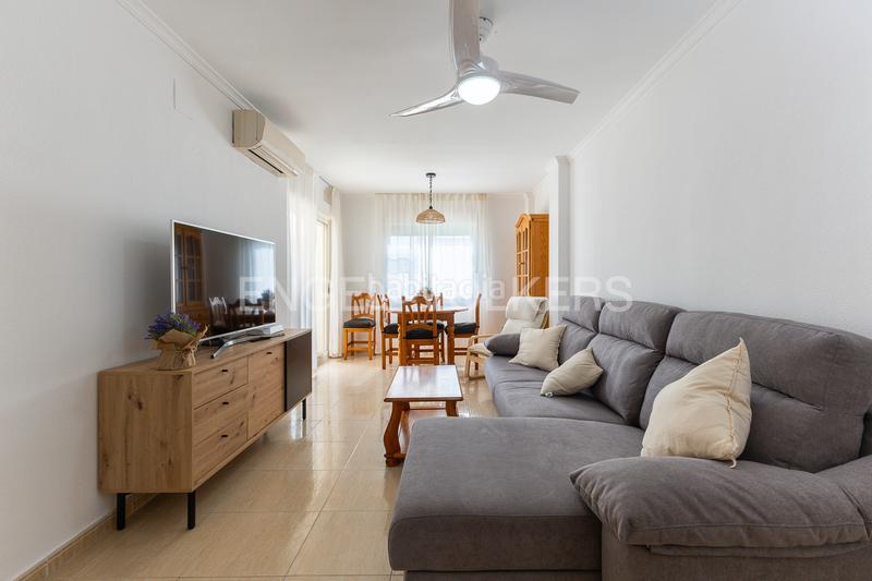 Foto 8e4be194-eaa9-4ca2-8594-aa77386f18f4. Lloguer apartament amb calefacció aparcament piscina a Dénia