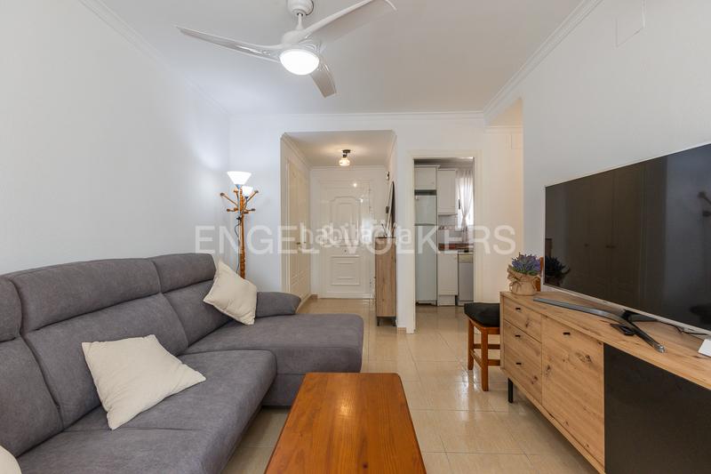 Foto f62fc216-2c52-431c-b5ff-2a8f46ca0420. Location appartement avec chauffage parking piscine dans Dénia
