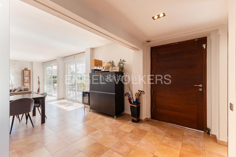 Foto 201f59ee-4367-4d6c-89ad-e656d31738f4. Haus mit heizung parking pool in El Vedat - Santa Apolonia Torrent