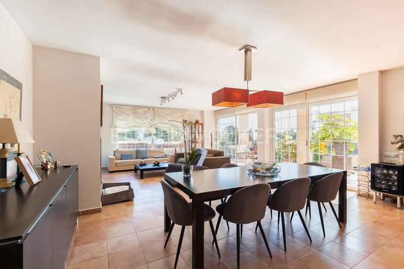 Foto 74fdd216-407d-4088-9873-6a38c6dabd64. Haus mit heizung parking pool in El Vedat - Santa Apolonia Torrent