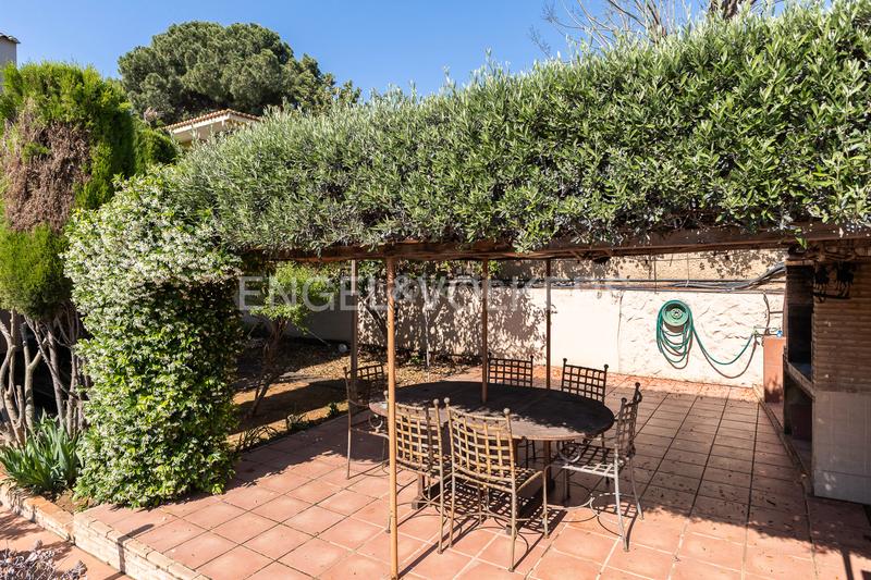 Foto d7cc9995-b265-41be-bbba-b69478b47004. Haus mit heizung parking pool in El Vedat - Santa Apolonia Torrent