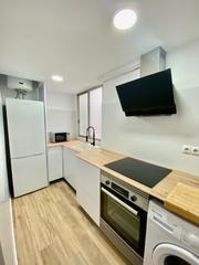 Lloguer Apartament  Avenida de la malvarrosa. Alquiler por corta estancia a solo 300 metros de la playa de la