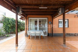 Casa a Centro. Casa en oropesa del mar  comodidad, tranquilidad y potencial en