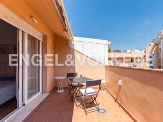 Lloguer Apartament  Plaza san sebastian. Ático con terraza en el botánico para corta estancia