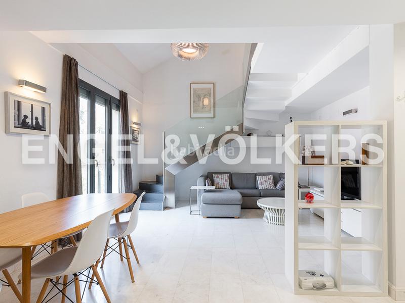 Foto 0a19b88f-4ecb-46b0-a680-162281c066f4. Location appartement avec chauffage dans El Botànic Valencia