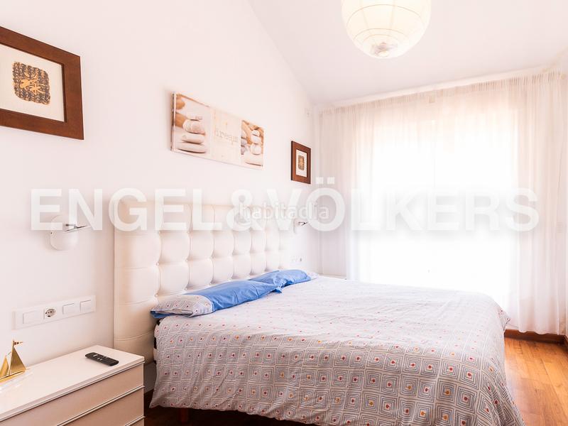 Foto c9ebb8de-1609-4da1-8850-5a0d476043f2. Location appartement avec chauffage dans El Botànic Valencia