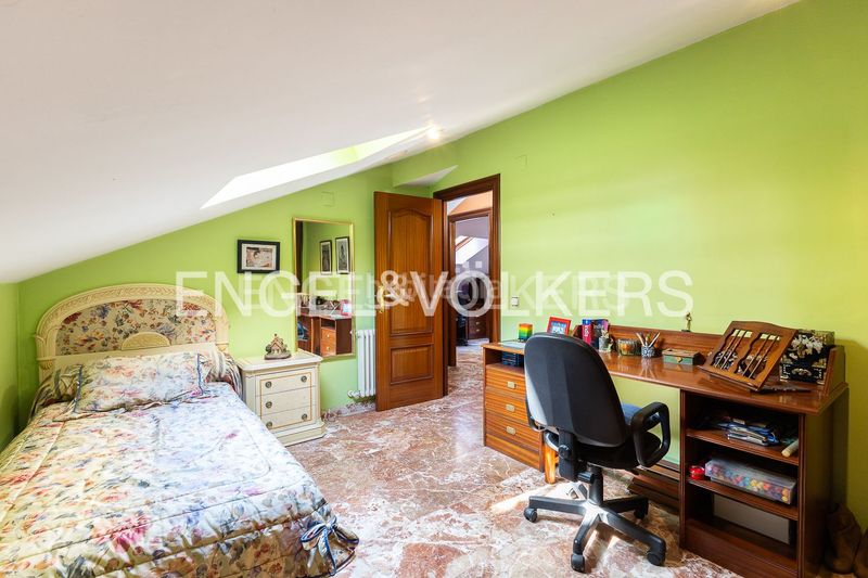 Foto ff052a63-8b31-4425-aa8a-7c28014d5131. Pis amb calefacció aparcament a Barrio de Patraix Valencia